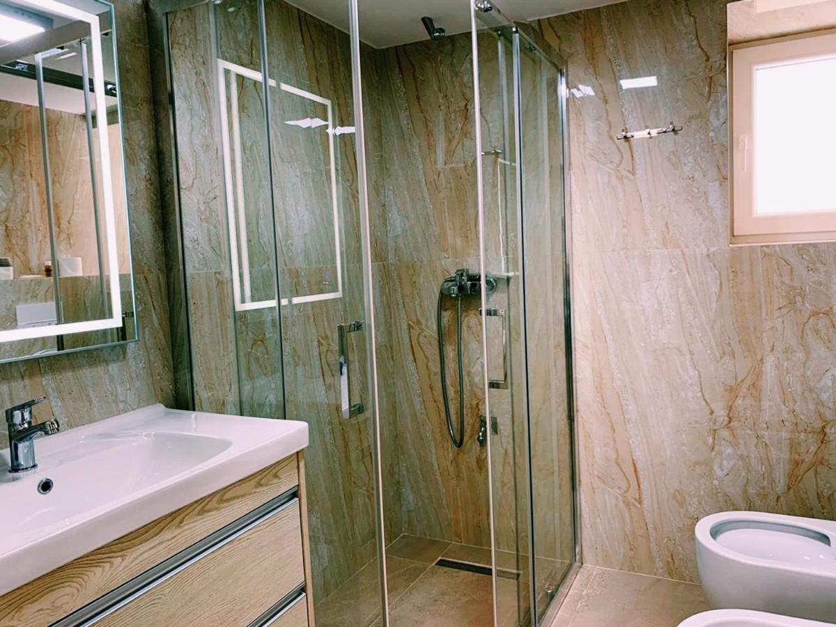 Toti Apartments Tirana Eksteriør billede