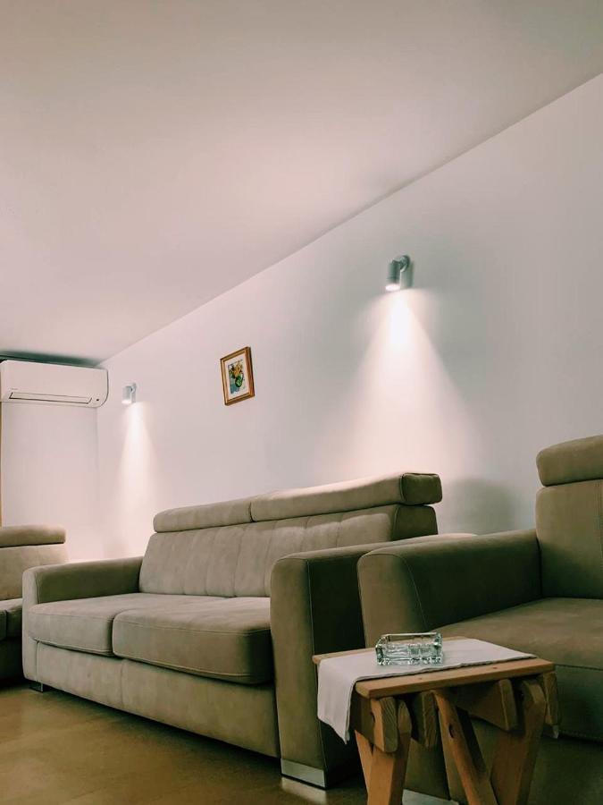 Toti Apartments Tirana Eksteriør billede